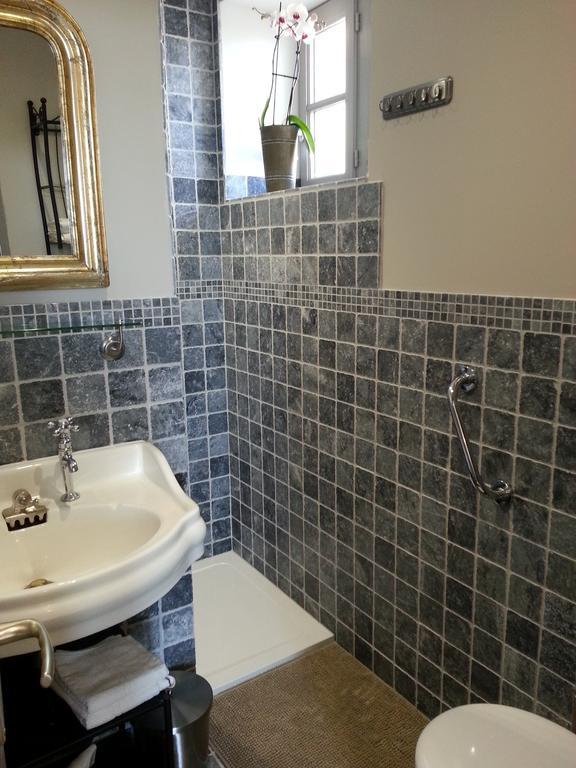 مبيت وإفطار Saint-Haon-le-Châtel Relais St Jacques - Roanne الغرفة الصورة